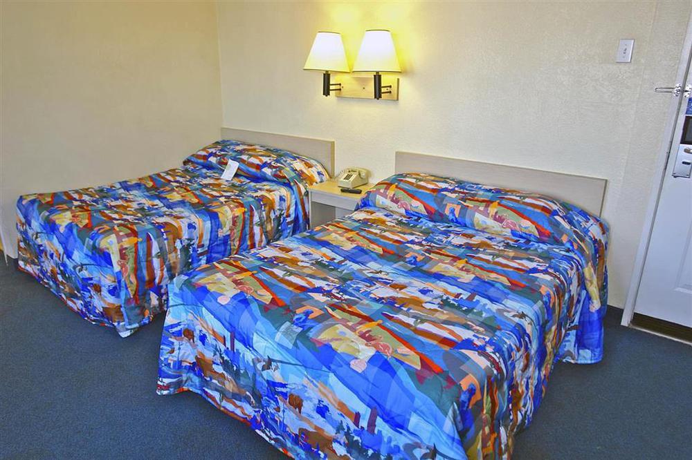 Motel 6-Westminster, Ca - North Room photo